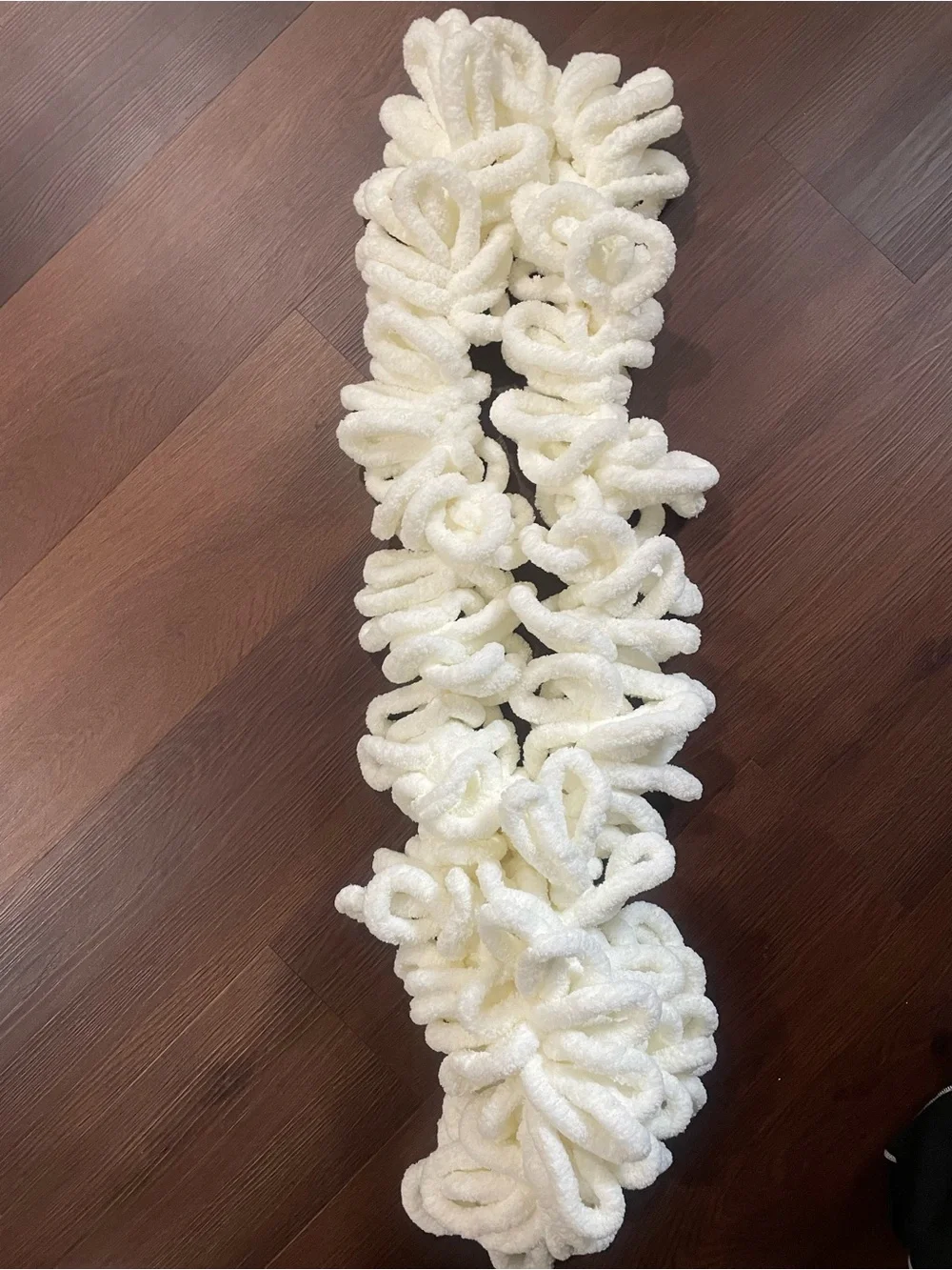 Plush Loop Scarf – Cream
